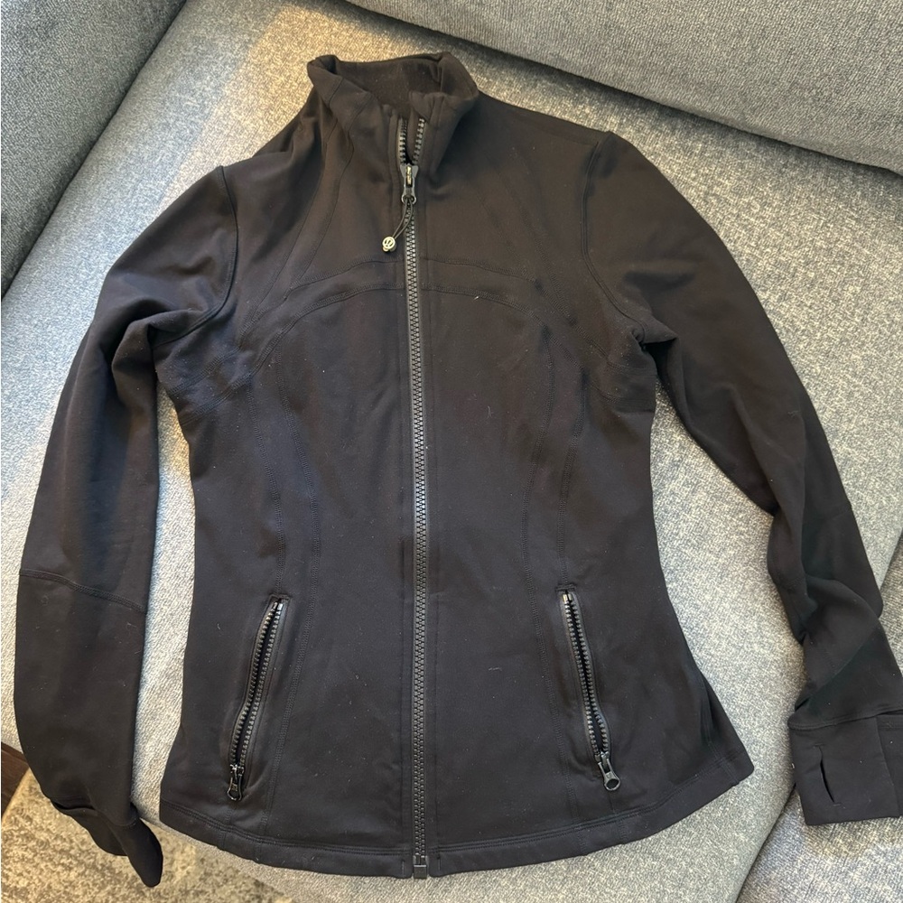 Size 8 black Lululemon Define Jacket, Luon fabric